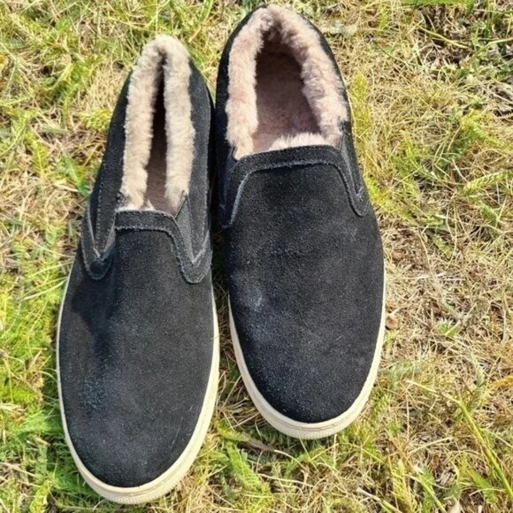 Cougar Leather Slip  on Shoe - Picture 3 of 5